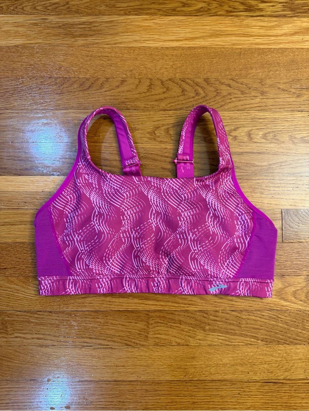 Brooks Convertible 2.0 Sports Bra with Adjustable Straps in Pink - Size 38D